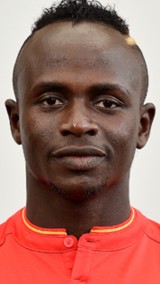 sadio man, futbolista profesional y mejor ser humano